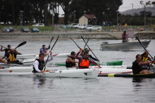 close racing in Tasmania